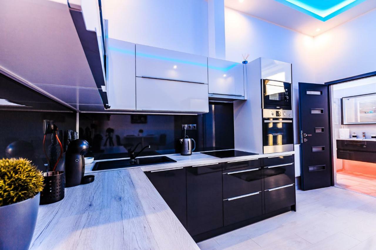 Luxury Smart Apartments セゲド エクステリア 写真